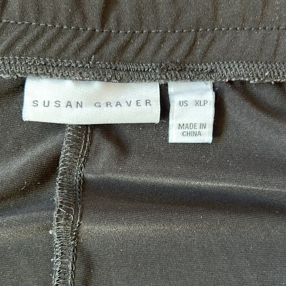 Susan Graver 🖤 brand pants with ankle details slits - Picture 4 of 5